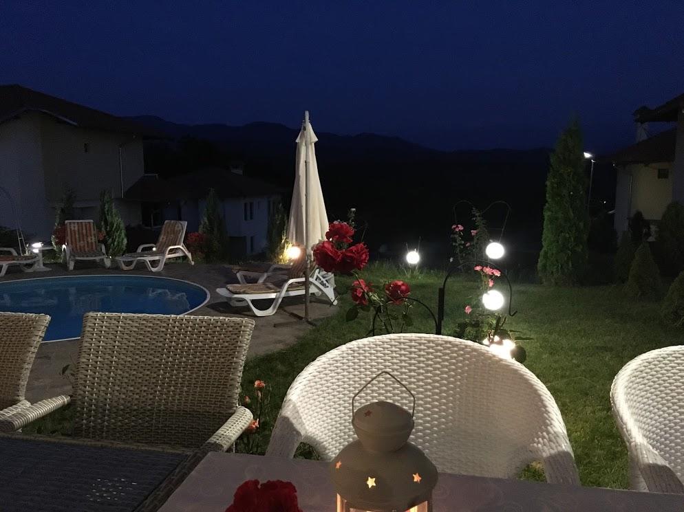 Vila Gardenia Gumoshtnik 外观 照片